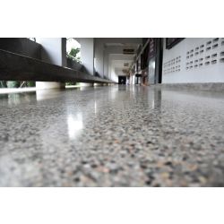 Swish® Duration™ Floor Finish